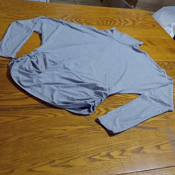 HALARA Other - HALARA Womens Top Turtleneck Gray New Shirt Workout Yoga Athleticwear MEDIUM